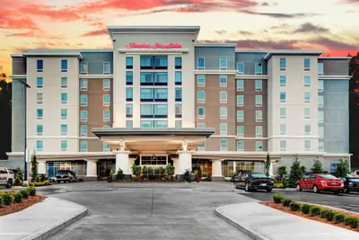 Photo 2 - Hampton Inn & Suites by Hilton Atlanta Perimeter Dunwoody