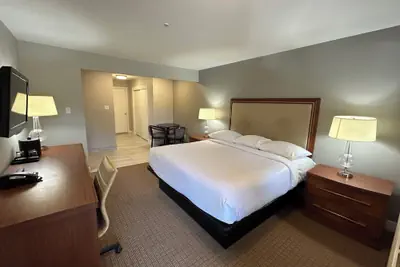 Photo 4 - Hillside Inn