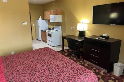 Photo 3 - SureStay Studio By Best Western El Dorado
