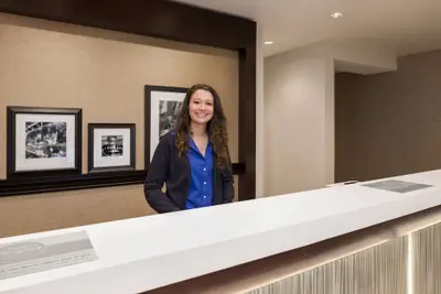 Photo 3 - Hampton Inn & Suites Rosemont Chicago O'Hare