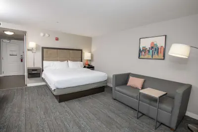 Photo 5 - Hampton Inn & Suites Cincinnati / Kenwood