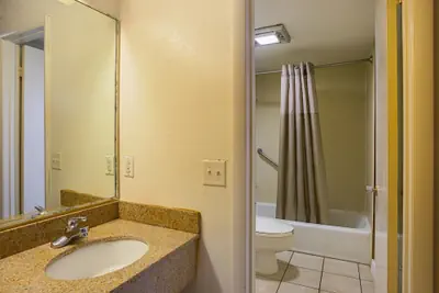 Photo 4 - Motel 6 Brinkley, AR
