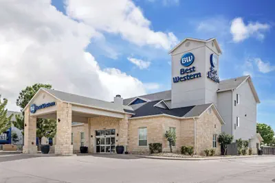 Photo 2 - Best Western Lubbock West Inn & Suites