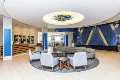 Photo 4 - Holiday Inn Express & Suites Louisville Downtown by IHG