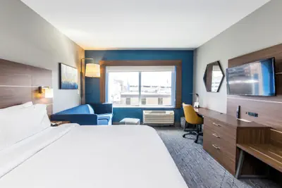 Photo 5 - Holiday Inn Express & Suites Louisville Downtown by IHG