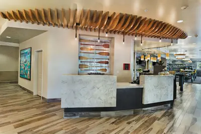 Photo 4 - Oxford Suites Bellingham