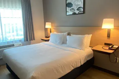 Photo 5 - City Express by Marriott Spring
