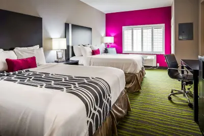 Photo 2 - Best Western Plus Dilley Inn & Suites
