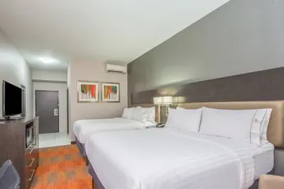 Photo 3 - Holiday Inn Express & Suites Shawnee-Kansas City West by IHG