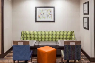 Photo 4 - Hampton Inn & Suites Sioux City South