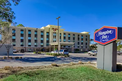 Photo 2 - Hampton Inn Gulf Shores