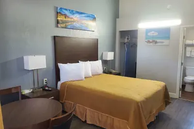 Photo 5 - Best Way Inn