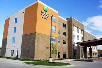 Photo 2 - Holiday Inn Express & Suites Omaha - Millard Area by IHG