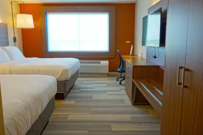 Photo 4 - Holiday Inn Express & Suites Omaha - Millard Area by IHG