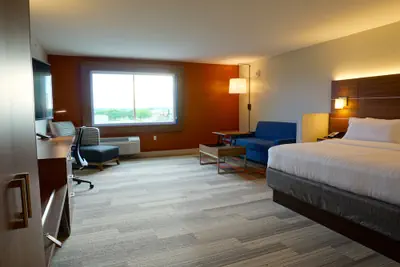 Photo 3 - Holiday Inn Express & Suites Omaha - Millard Area by IHG