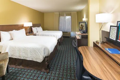 Photo 5 - Fairfield Inn & Suites by Marriott Atlanta Buford/Mall of Georgia