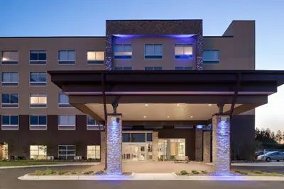 Photo 2 - Holiday Inn Express & Suites Duluth North - Miller Hill by IHG