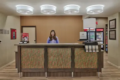 Photo 3 - Hampton Inn & Suites Artesia