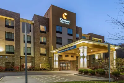Photo 2 - Comfort Inn & Suites Pittsburgh South