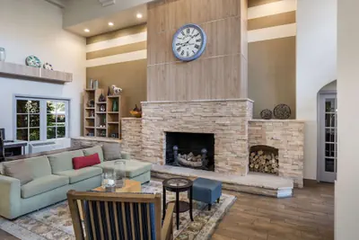 Photo 3 - MainStay Suites John Wayne Airport by Choice Hotels