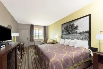 Photo 5 - Super 8 by Wyndham Colorado City