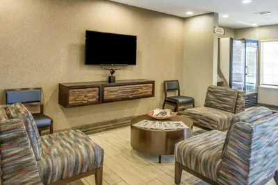 Photo 4 - MainStay Suites Midland