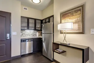 Photo 5 - Staybridge Suites St Louis - Westport by IHG