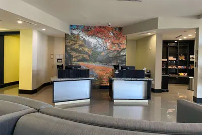 Photo 3 - La Quinta Inn & Suites by Wyndham Lubbock Southwest