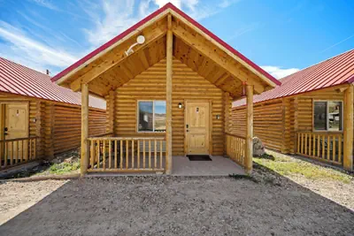 Photo 2 - Bryce Canyon Log Cabins