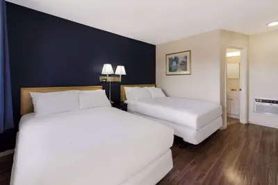 Photo 5 - Rodeway Inn Livermore