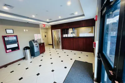 Photo 2 - Rockaway Hotel Brooklyn