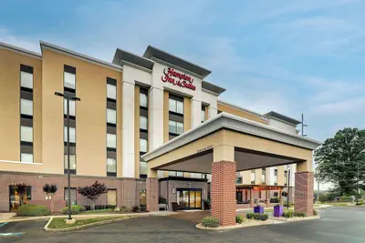 Photo 2 - Hampton Inn & Suites Rome