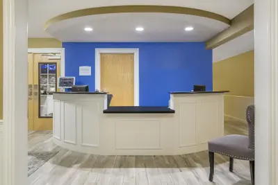 Photo 3 - SilverStone Inn & Suites Spokane Valley