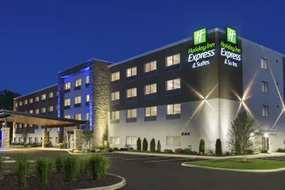 Photo 2 - Holiday Inn Express & Suites Medina by IHG