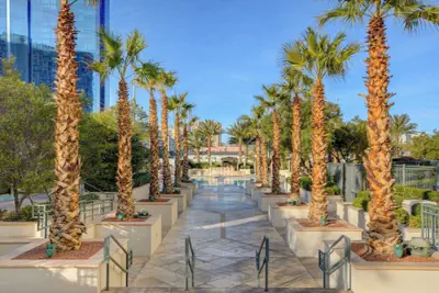 Photo 5 - MGM 1BR With Pool & Top Golf View, Balcony 20602