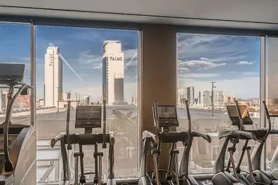 Photo 5 - Incredible Penthouse Strip Views, Balcony Access
