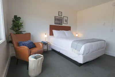 Photo 2 - The Moosetide Hotel