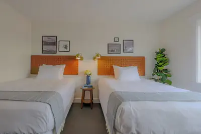 Photo 4 - The Moosetide Hotel