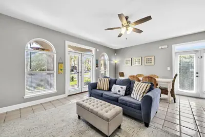 Photo 5 - Crystal Beach Home With Private Pool Walk to Beach