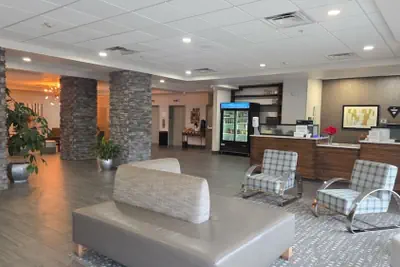 Photo 3 - FairBridge Inn And Suites Will Rogers Airport, Restaurant & Bar