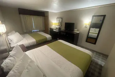 Photo 4 - American Inn Council Bluffs
