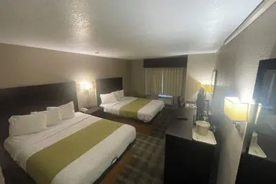 Photo 5 - Quality Inn Council Bluffs I-80