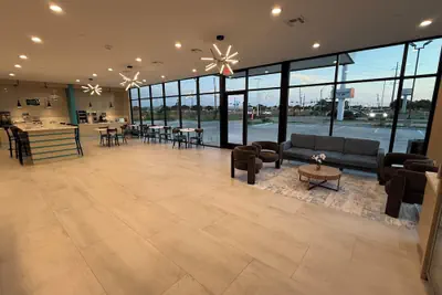 Photo 4 - Clarion Pointe Port Lavaca
