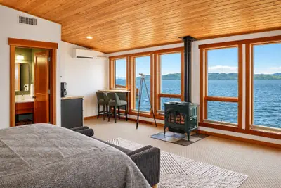 Photo 3 - HANTHORN Lofts on Pier 39