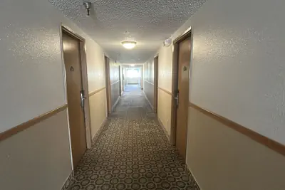 Photo 3 - Tacoma Port Inn Fife I-5