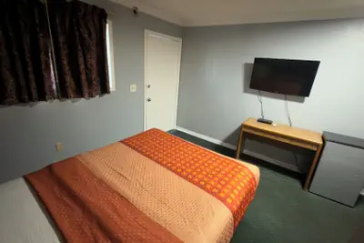 Photo 3 - Ada Inn & Suites