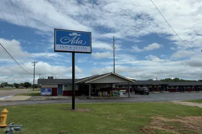 Photo 2 - Ada Inn & Suites