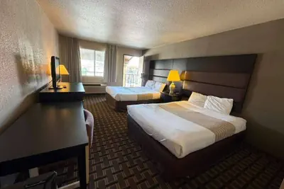 Photo 4 - America's Best Value Inn Beaver