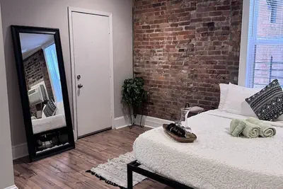 Photo 3 - Jungle House Studio Suites – Short North & Convention Center