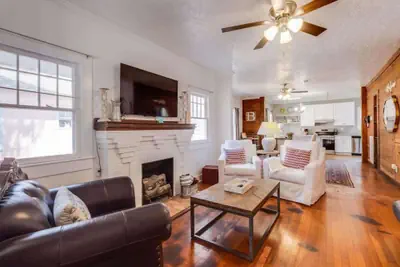 Photo 2 - Miazza Cottage in Gulfport